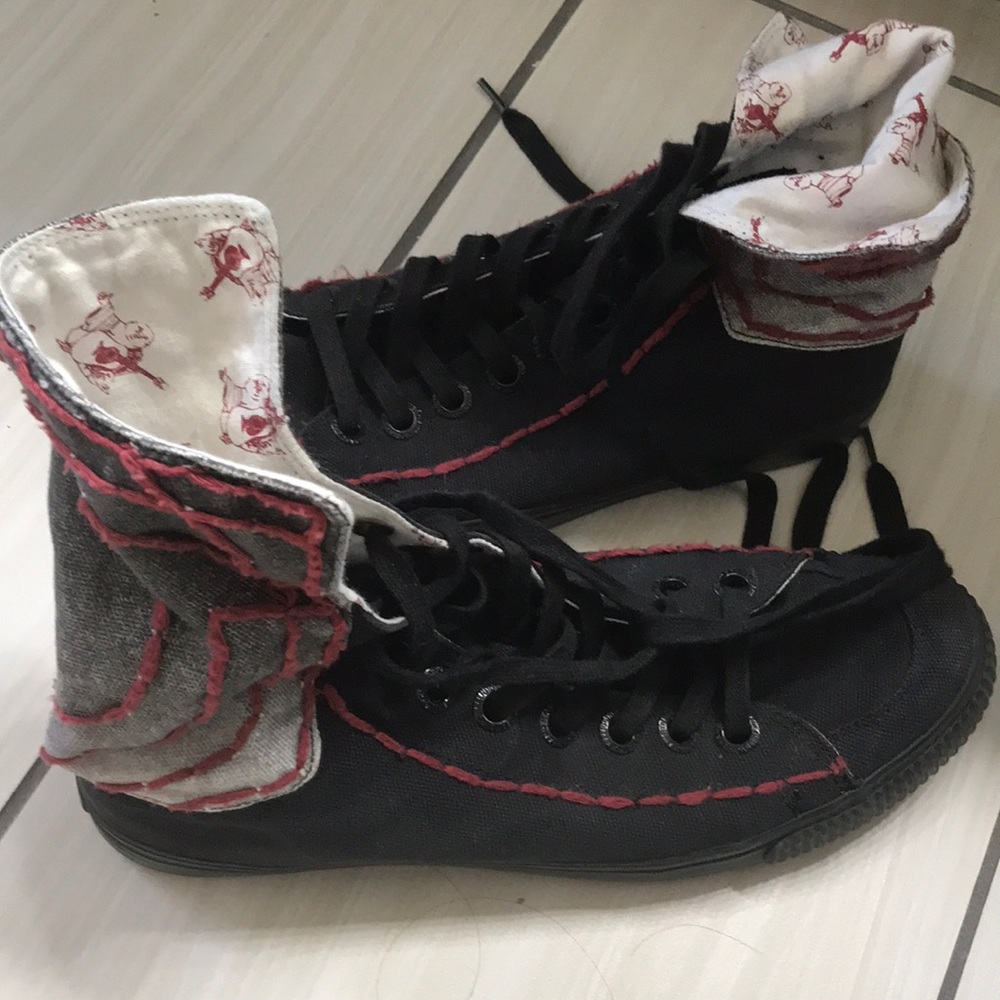 True religion shoes